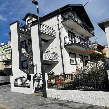 Apartments Kralj Zvonimir Jadranovo Exteriér fotografie